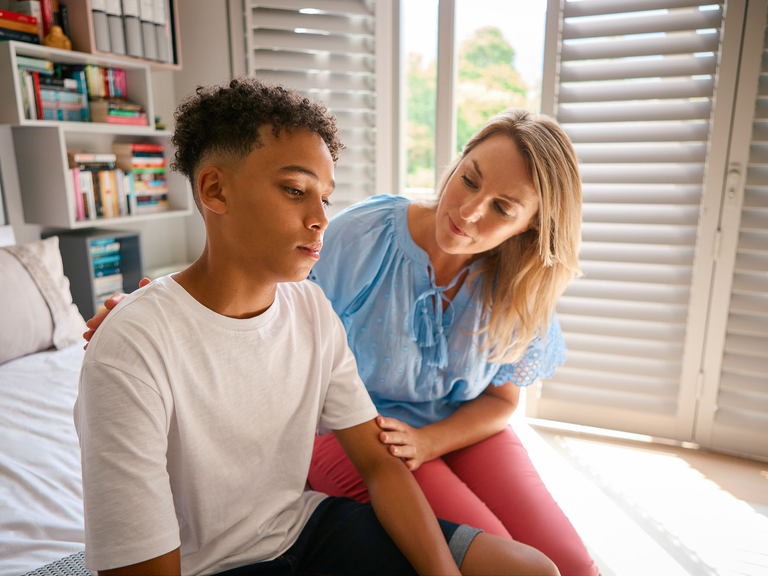 Signs of Anxiety in Children: What Parents Often Notices and When to Seek Support